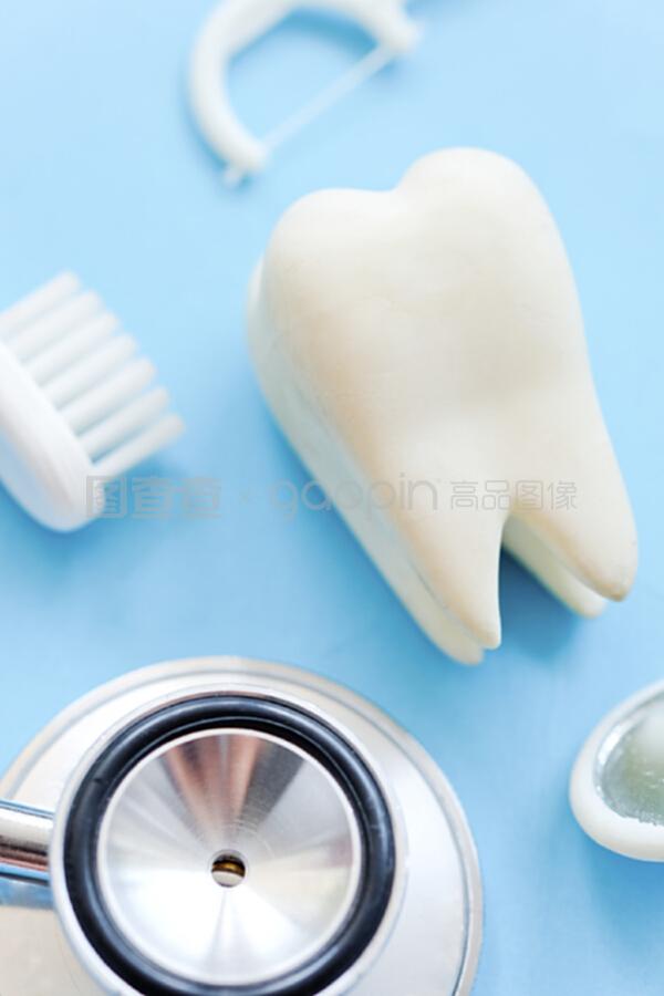 牙科與口腔衛(wèi)生用品 守護健康笑容的必備伙伴