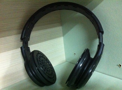 精密耳機模具與產(chǎn)品開發(fā) 東莞市長安雅進精密模具廠的解決方案